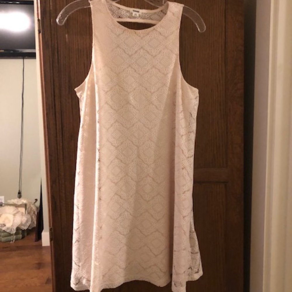Beige Lace Dress - size M